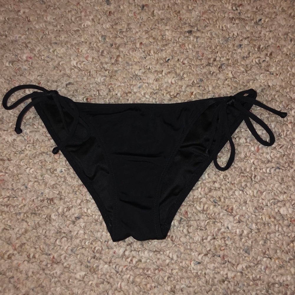 Victoria’s Secret black tie bikini bottom
